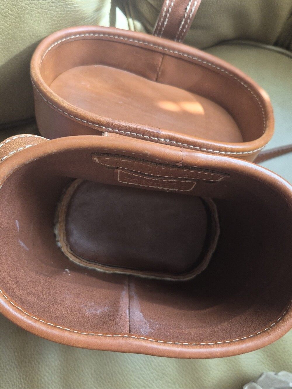 Vintage Brown Leather Crossbody Bag - Picture 4 of 7